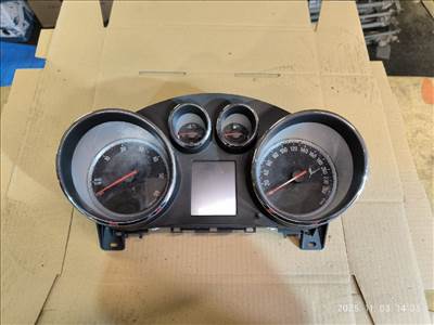 OPEL ASTRA J Kilométeróra