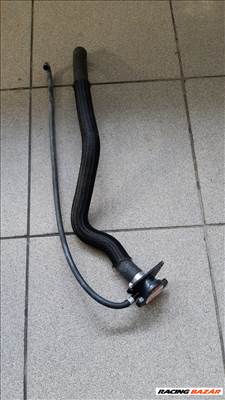 Suzuki Burgman 400 2010 hűtő sapka