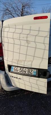 Fiat Doblo III bal hátsó csomagtér ajtó 