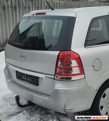 Opel Zafira B ezüst csomagtér ajtó + üveg Z176