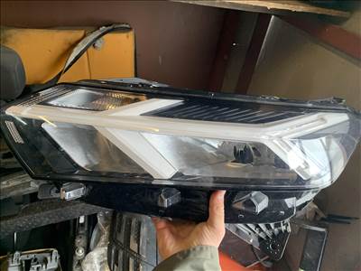 Dacia Sandero 2023- III 3 Dacia Logan III Bal első lámpa fényszóró facelift