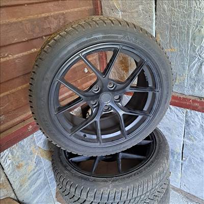  Honda Civic Type-R, 5x114.3 lyukosztású 18" használt alufelni garn,245/40 használt Dunlop téli g