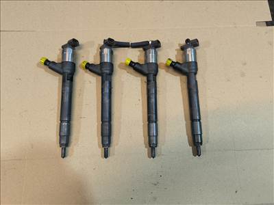 Opel porlasztó csúcs 55570012