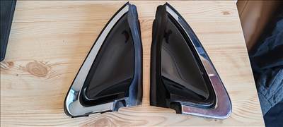 Renault Clio 5 C-oszlop díszléc 833302841r