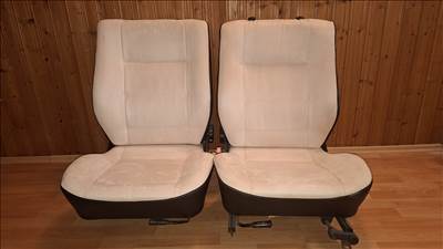 Újra kárpitozott Opel Kadett E ülés garnitúra