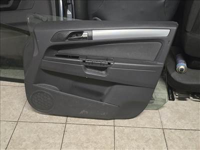 Opel Zafira B 1.9 CDTI Ajtó kárpit 