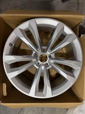 R19 Original Audi 8.5J ET28 - 4m0 601 025C / 4M0601025C 1db alufelni felni