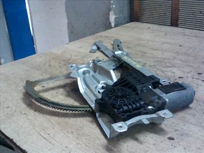 OPEL ASTRA H 04-10 Jobb első ablakemelő szerkezet elektromos