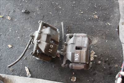 Nissan Qashqai (J11) féknyereg első