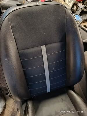 Ford Kuga 2008-2012 elsö ülés 