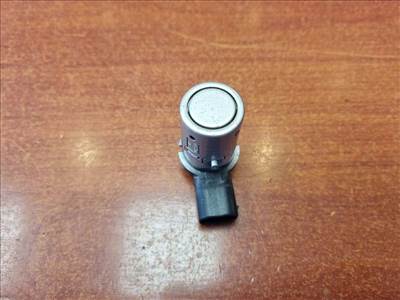 Mercedes-Benz B (W245) első tolatóradar szenzor 687756