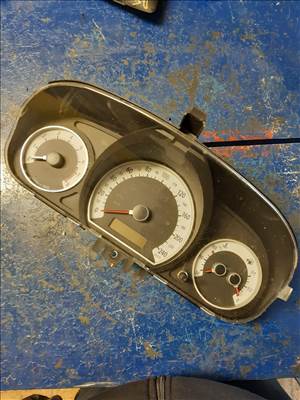 Kia Ceed (ED) 06-12 Óraegység / Kilométeróra