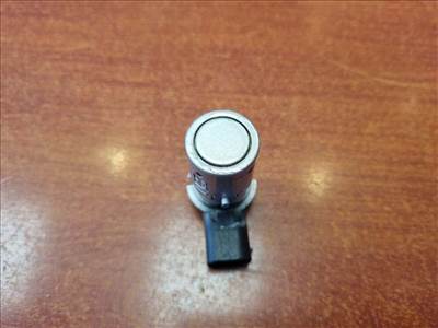 Mercedes-Benz B (W245) hátsó tolatóradar szenzor 687756