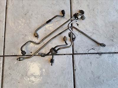 Lexus IS II nagynyomású üzemanyagcső (motorkód: 2AD)