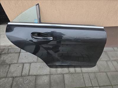 Mercedes CLS-osztály W218 CLS 218 jobb hátsó ajtó több színben 