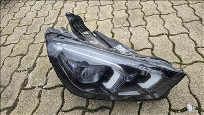 Mercedes Benz gle 2020 jobb első fényszóró eladó 