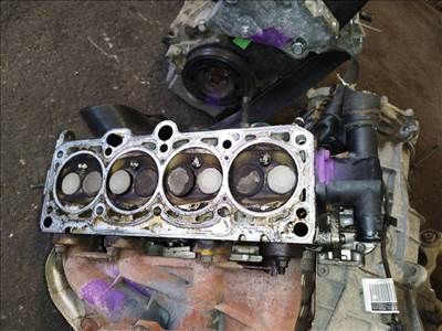 Audi / Volkswagen / Skoda 1.6 BSE hengerfej, veztengelyházzal 06b103373t