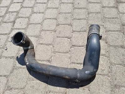 Land Rover Freelander 2 intercooler cső 12Z04019