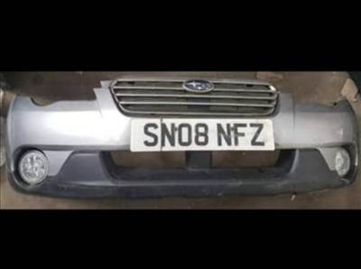 2008 Subaru Outback első lökhárító 