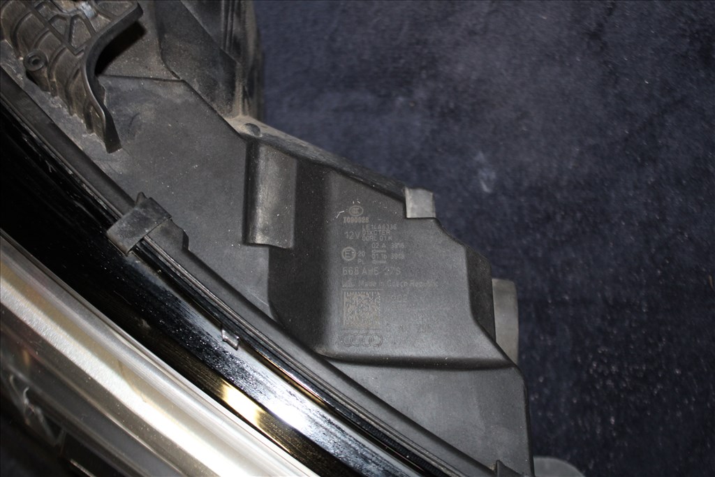 Audi A4 B9 J.E. Mátrix Led Lámpa Vezérlőkkel! 2. kép