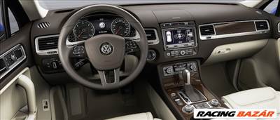Volkswagen Touareg II VW Touareg barna műszerfal 