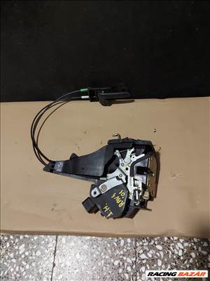 Toyota RAV4 (XA20) Jobb hátsó ajtózár 4101 4g2711