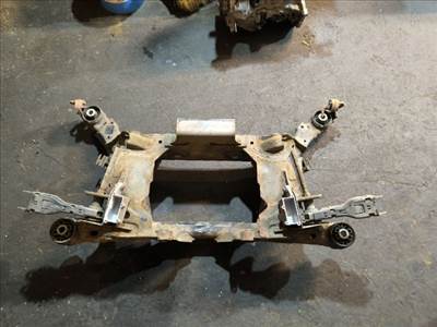 LAND ROVER DISCOVERY SPORT Hátsó Bölcső