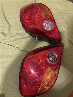 Hyundai coupe hátsó lámpa.