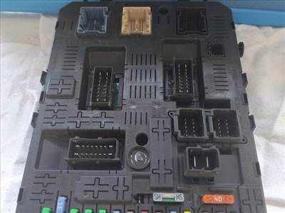 Citroën C4 Picasso I Biztosítéktábla  966405878002