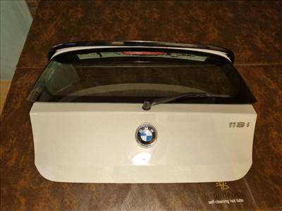 BMW 1 (E81) csomagtérajtó