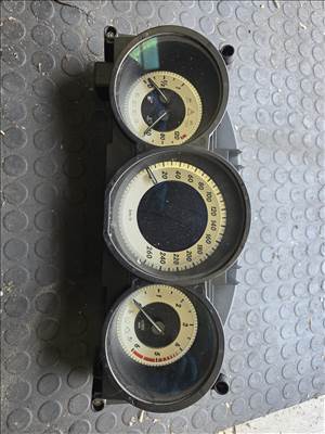 Mercedes CLS-osztály W218 CLS 218 kilométeróra  a2189006002