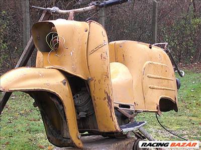 SIMSON KR 51 / 2  (GYÁRILAG S51-ES BLOKK VOLT BENNE) SCHWALBE  FŐVÁZ HIÁNYOS STAR BLOKKAL 