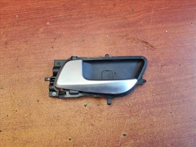 HYUNDAI i20 II Bal első Belső Kilincs