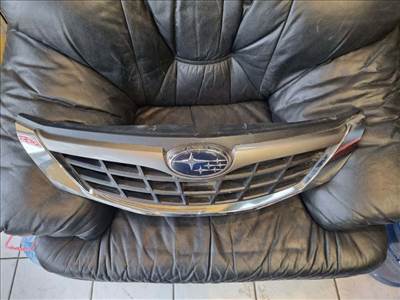 Subaru Impreza hűtő díszrács 91121FG051