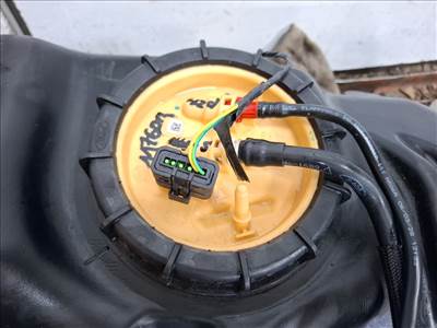 Ford S-max  üzemanyagszint érzékelő 6G919275AB