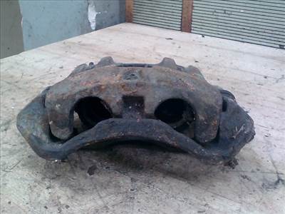 IVECO DAILY 00-06 Jobb hátsó féknyereg munkahengerrel