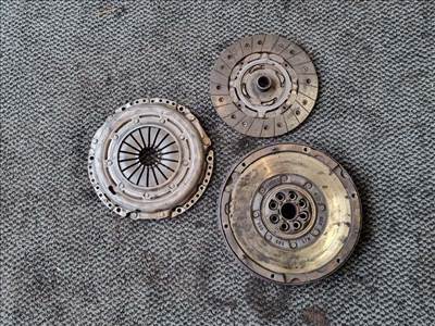 Ford Galaxy kettőstömegű lendkerék szett (motorkód: QYWA)