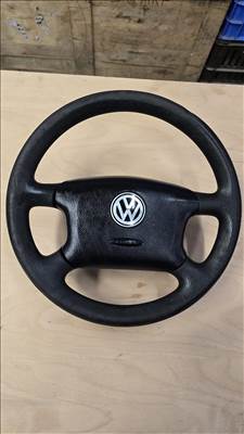 Volkswagen Bora, Volkswagen Golf IV kormány légzsákkal