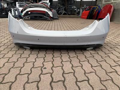 Alfa Romeo Giulia (2016-tól) Hátsó lökhárító 