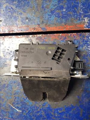 Opel Astra H Csomagtérajtó Zár