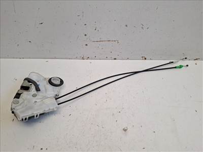 Toyota Yaris (XP130) bal első ajtózár