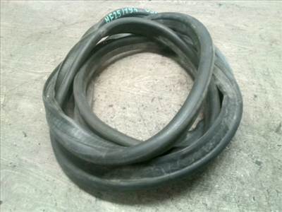 MERCEDES A W168 1997.10.01-2001.04.30 Csomagtérajtó kéder gumi