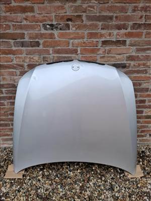 BMW E90 E91 motorháztető. Titansilber