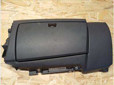 BMW 1 E81 E82 E87 (2005-2011) Kesztyűtartó 