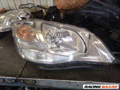 SsangYong Korando 2010-2013 jobb fényszóró