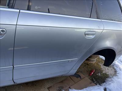 Audi A4 (B6/B7) Bal hátsó ajtó 