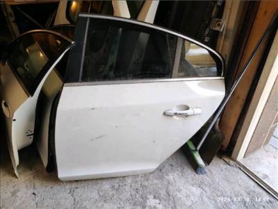 VOLVO S60 II Bal hátsó Ajtó (Üres lemez)