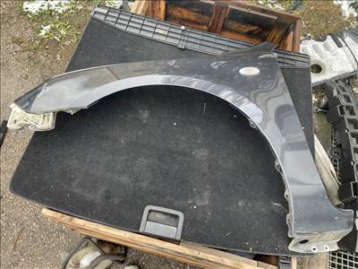 Mazda 3 (BK) Bal első sárvédő 