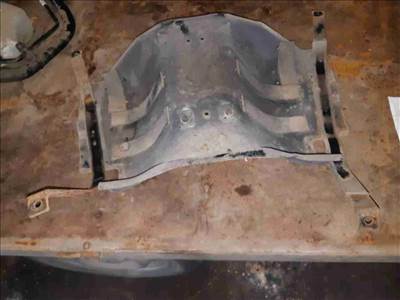 Suzuki Grand Vitara 05- Üzemanyag Tank Védő Burkolat