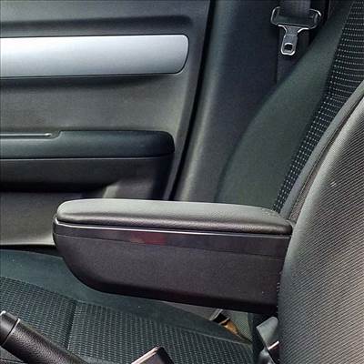 Suzuki Swift ArmsterS könyöklő 2010-2017